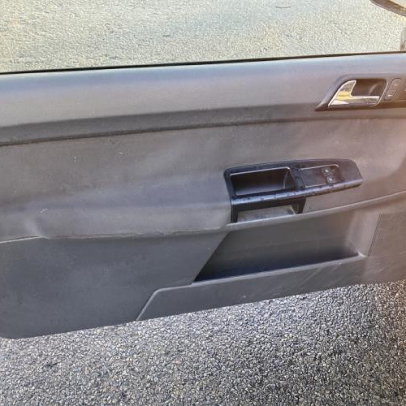 Plage arriere VOLKSWAGEN POLO 4 Photo n°13