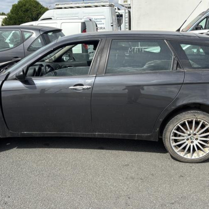 Moteur essuie glace avant ALFA ROMEO 156 Photo n°14