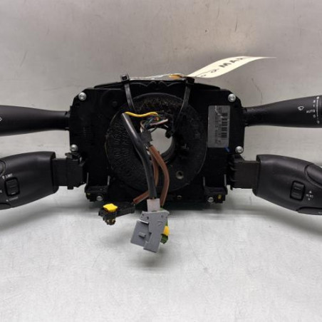 Com (Bloc Contacteur Tournant+Commodo Essuie Glace+Commodo Phare) CITROEN C5 1 Photo n°1