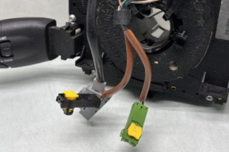 Com (Bloc Contacteur Tournant+Commodo Essuie Glace+Commodo Phare) CITROEN C5 1