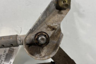 Moteur essuie glace avant TOYOTA RAV4 2