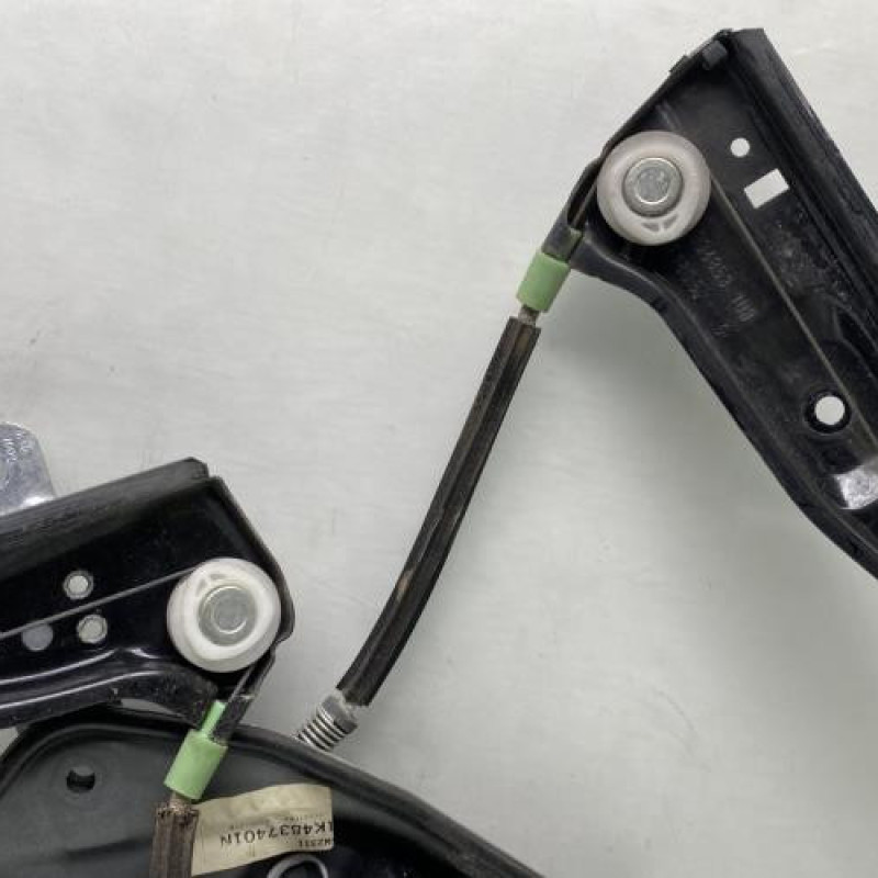 Leve vitre electrique avant gauche VOLKSWAGEN GOLF 5 Photo n°2