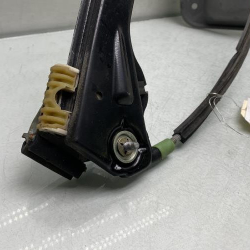 Leve vitre electrique avant gauche VOLKSWAGEN GOLF 5 Photo n°7