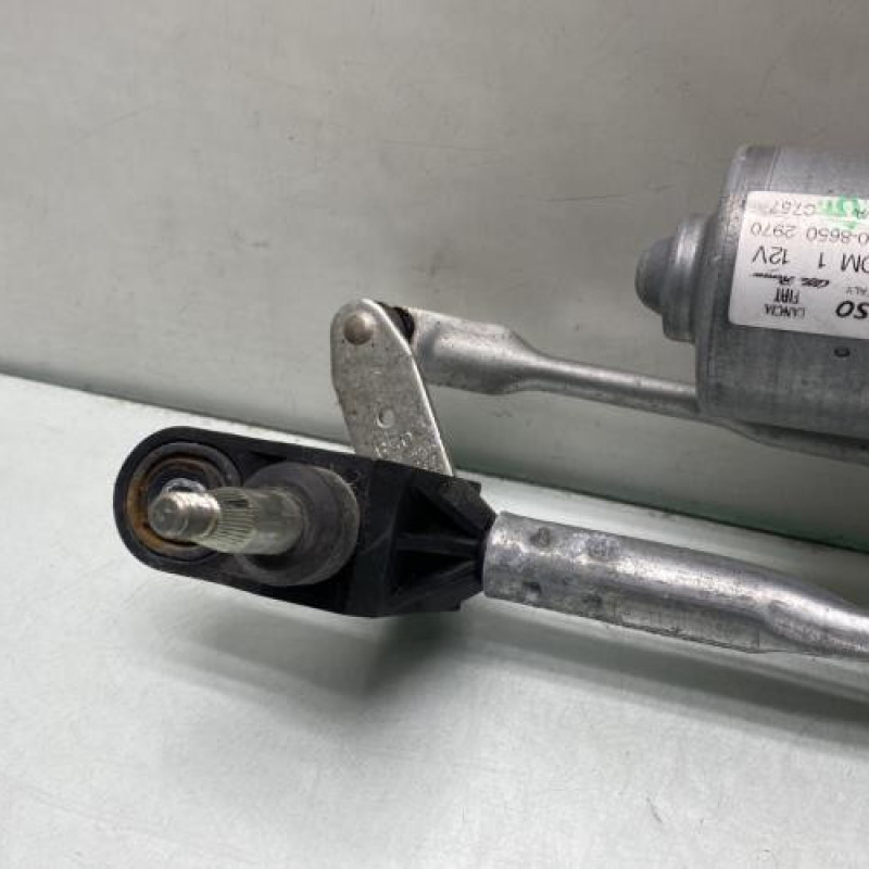 Moteur essuie glace avant FIAT 500 2 Photo n°3