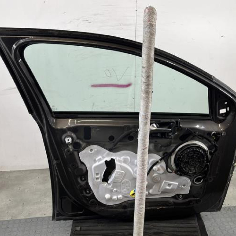 Porte avant gauche PEUGEOT 308 2 Photo n°6