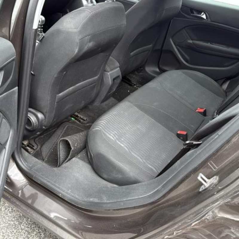 Renfort pare choc arriere (traverse) PEUGEOT 308 2 Photo n°17