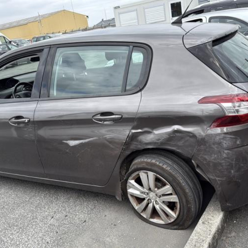 Traverse superieure PEUGEOT 308 2 Photo n°11