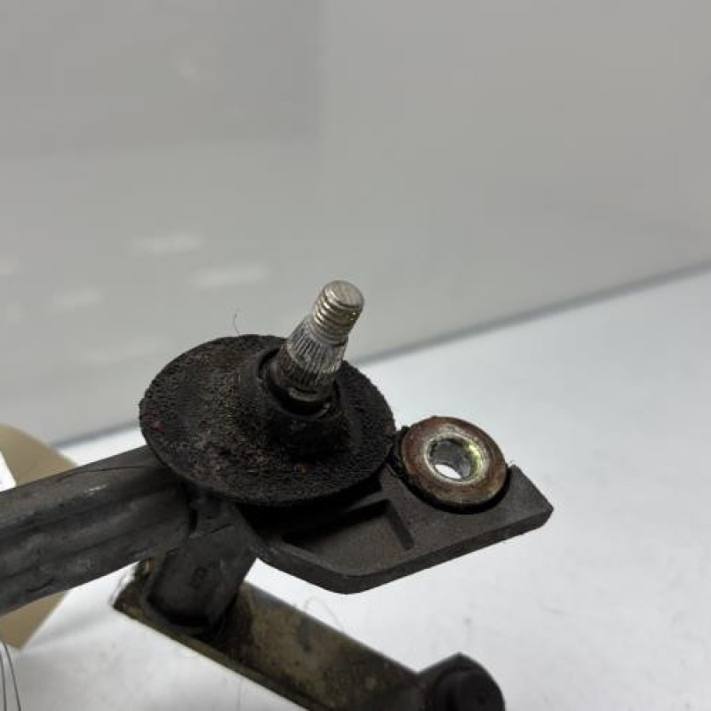 Moteur essuie glace avant VOLKSWAGEN GOLF 3 Photo n°3