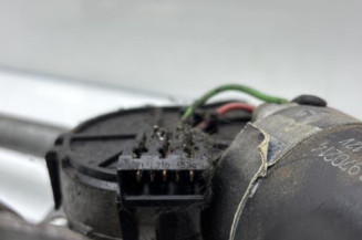 Moteur essuie glace avant VOLKSWAGEN GOLF 3