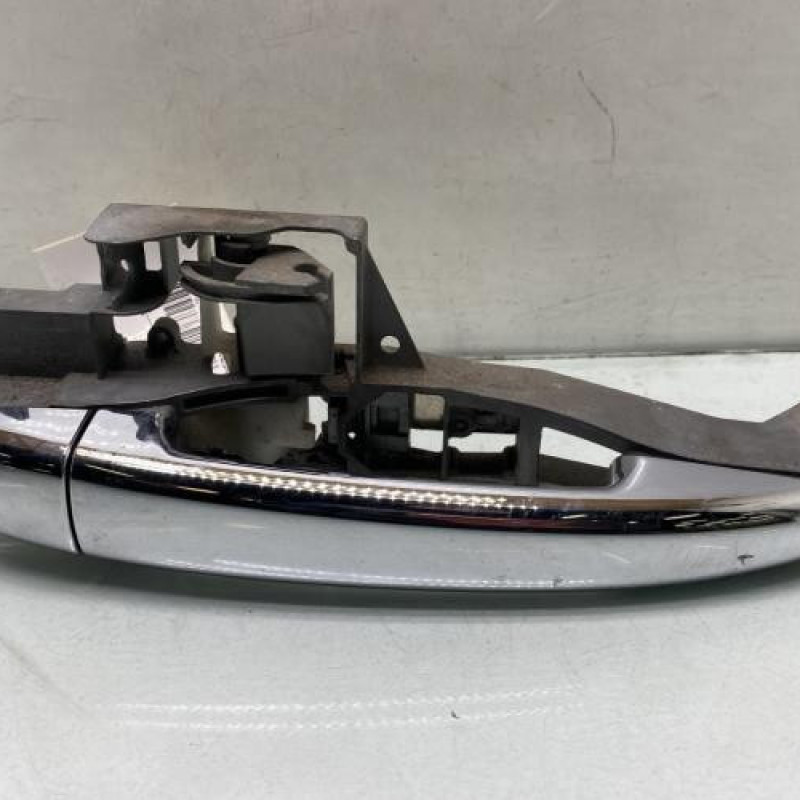 Poignee porte avant droit CITROEN DS3 Photo n°1