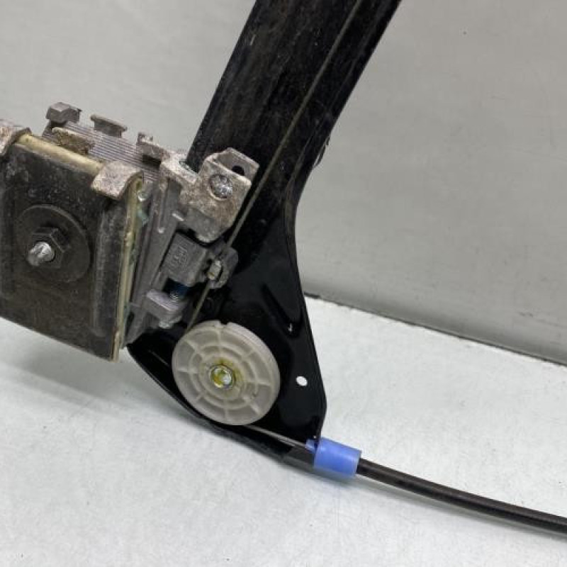Leve vitre electrique avant gauche BMW SERIE 3 E46 Photo n°6
