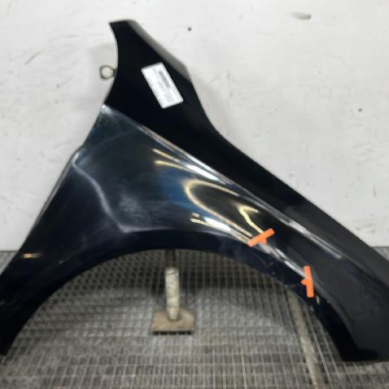 Aile avant droit MERCEDES CLASSE A 176 Photo n°1