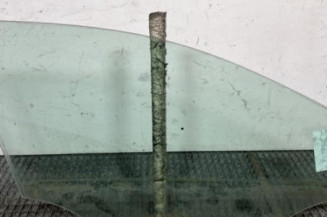 Vitre avant gauche MERCEDES CLASSE A 176