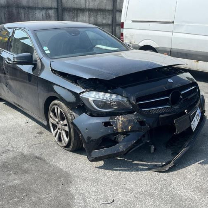 Renfort pare choc arriere (traverse) MERCEDES CLASSE A 176 Photo n°9