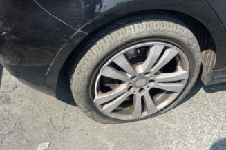 Renfort pare choc arriere (traverse) MERCEDES CLASSE A 176