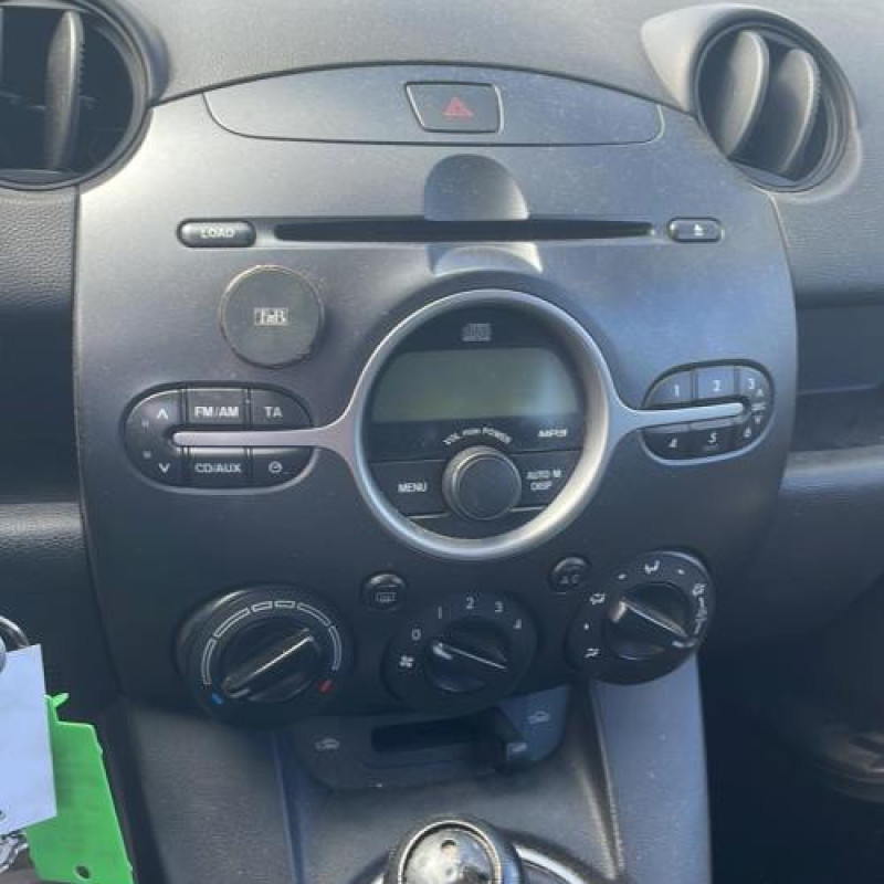 Capot MAZDA 2 2 Photo n°17