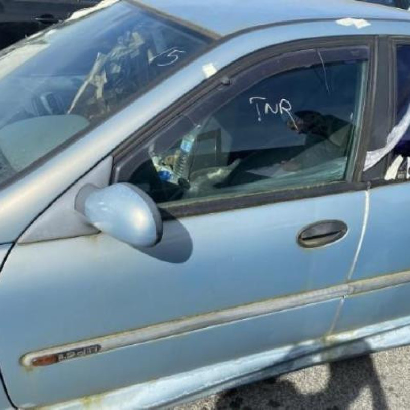 Feu arriere principal droit (feux) RENAULT LAGUNA 1 Photo n°16