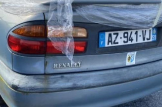 Feu arriere principal droit (feux) RENAULT LAGUNA 1