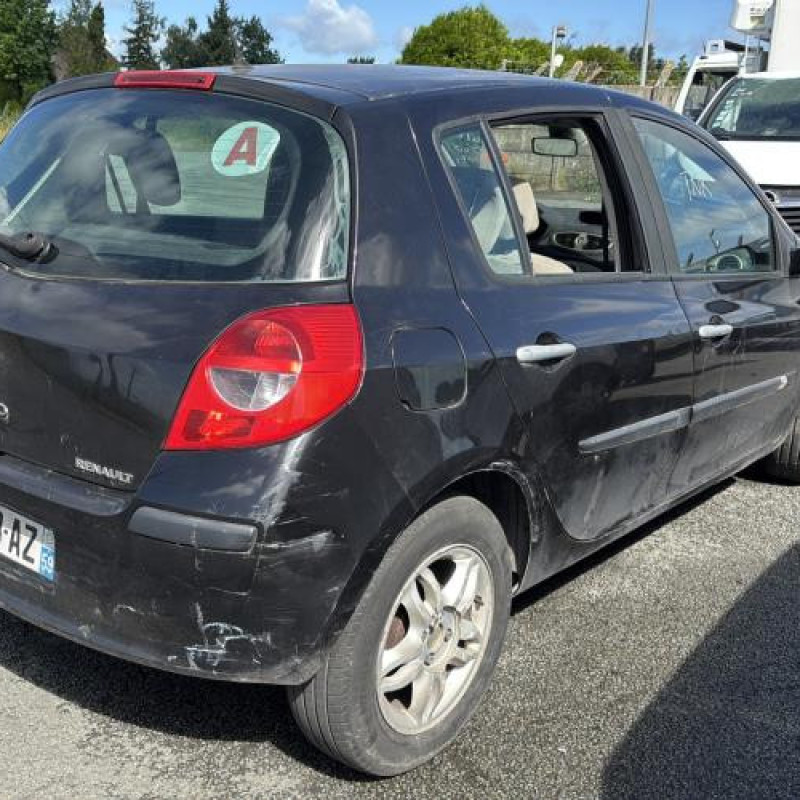 Feu arriere principal droit (feux) RENAULT CLIO 3 Photo n°9