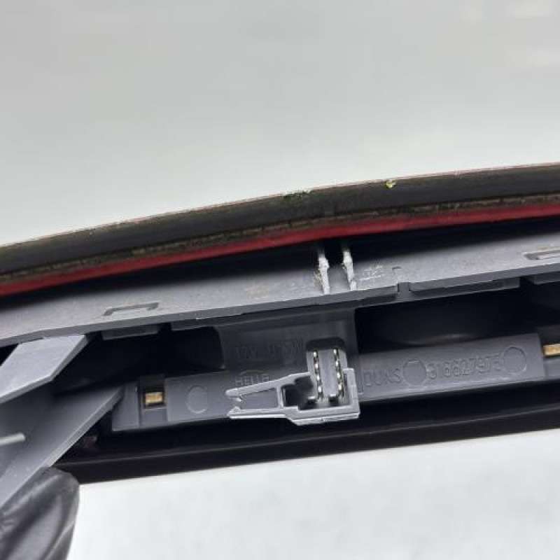 Feu arriere stop central OPEL CORSA D Photo n°5