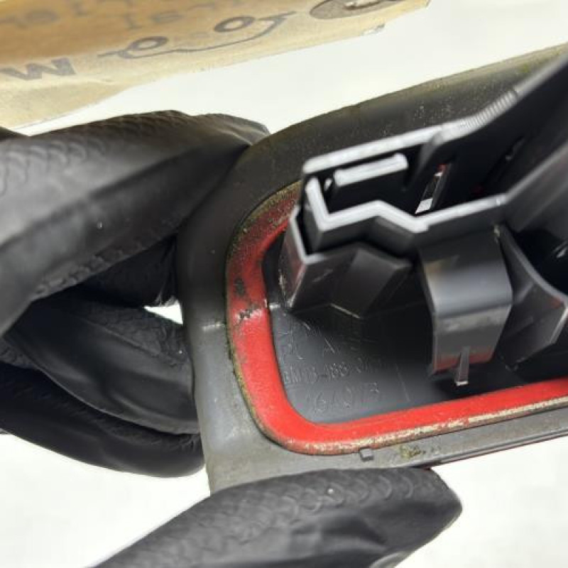 Feu arriere stop central OPEL CORSA D Photo n°7