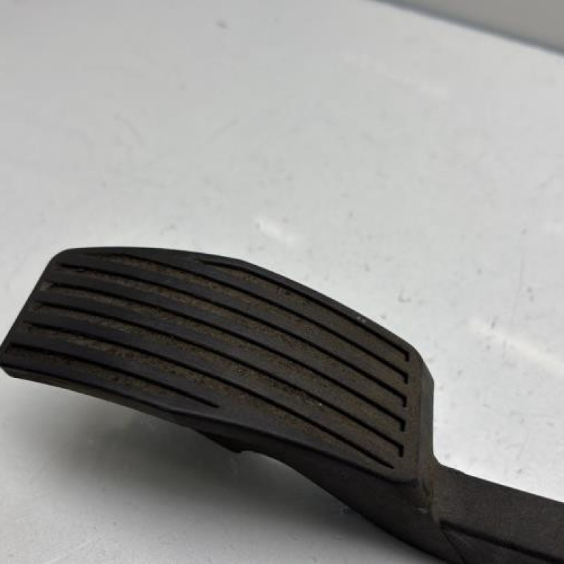 Pedale d'accelerateur OPEL CORSA D Photo n°2