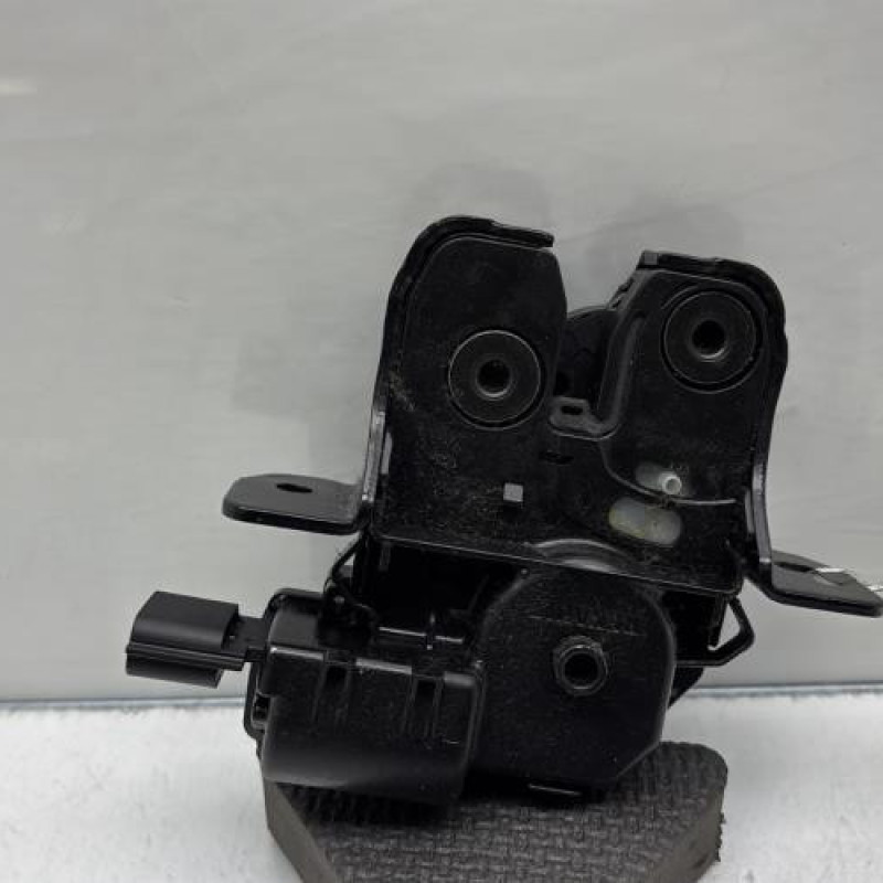 Serrure de hayon RENAULT CAPTUR 1 Photo n°1