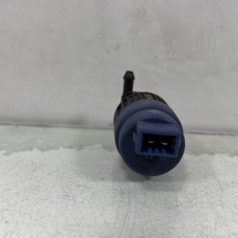 Pompe lave phares NISSAN PATHFINDER 2 Photo n°4