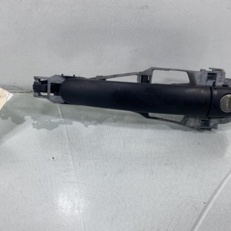 Poignee porte avant droit SKODA FABIA 1 Photo n°2