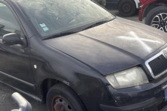 Poignee porte avant droit SKODA FABIA 1