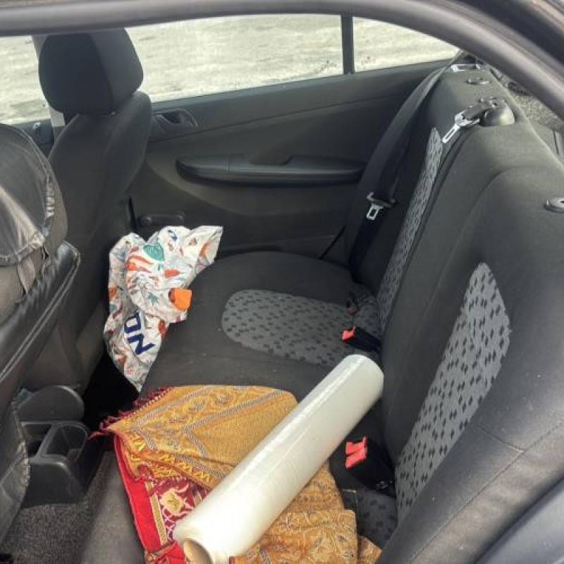 Poignee porte avant droit SKODA FABIA 1 Photo n°16