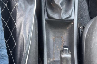 Poignee porte avant droit SKODA FABIA 1