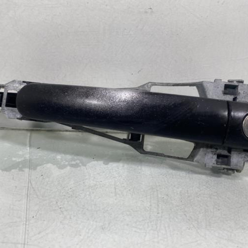 Poignee porte avant gauche SKODA FABIA 1 Photo n°3