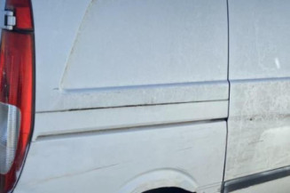 Serrure de porte laterale droite MERCEDES VITO 639