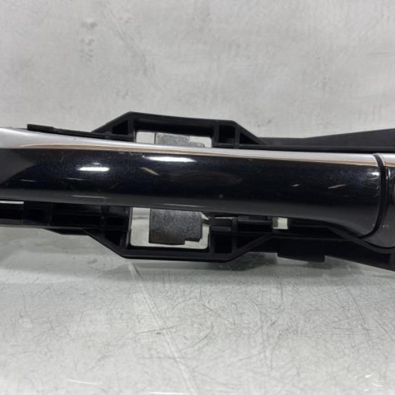 Poignee porte avant gauche MERCEDES CLASSE CLK 209 Photo n°1