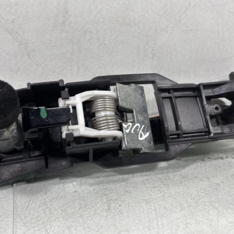 Poignee porte avant gauche MERCEDES CLASSE CLK 209 Photo n°3