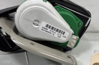 Pretensionneur de ceinture avant droit MERCEDES CLASSE CLK 209 Photo n°1