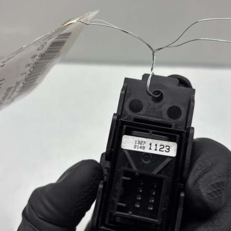 Poignee electrique frein a main OPEL INSIGNIA 1 Photo n°4