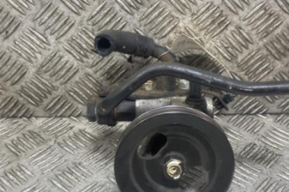 Pompe de direction KIA RIO 2 Photo n°1