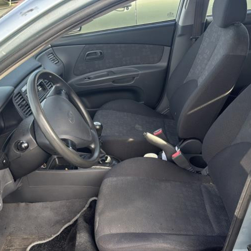 Vase de lave glace KIA RIO 2 Photo n°19