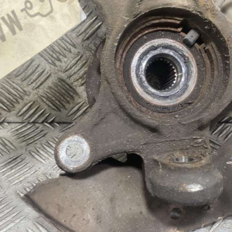 Pivot de moyeu avant droit TOYOTA YARIS 2 Photo n°5