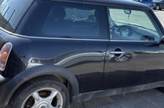 Poignee porte avant gauche MINI MINI 1 R50/R53