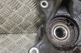Pivot de moyeu avant droit TOYOTA YARIS 2