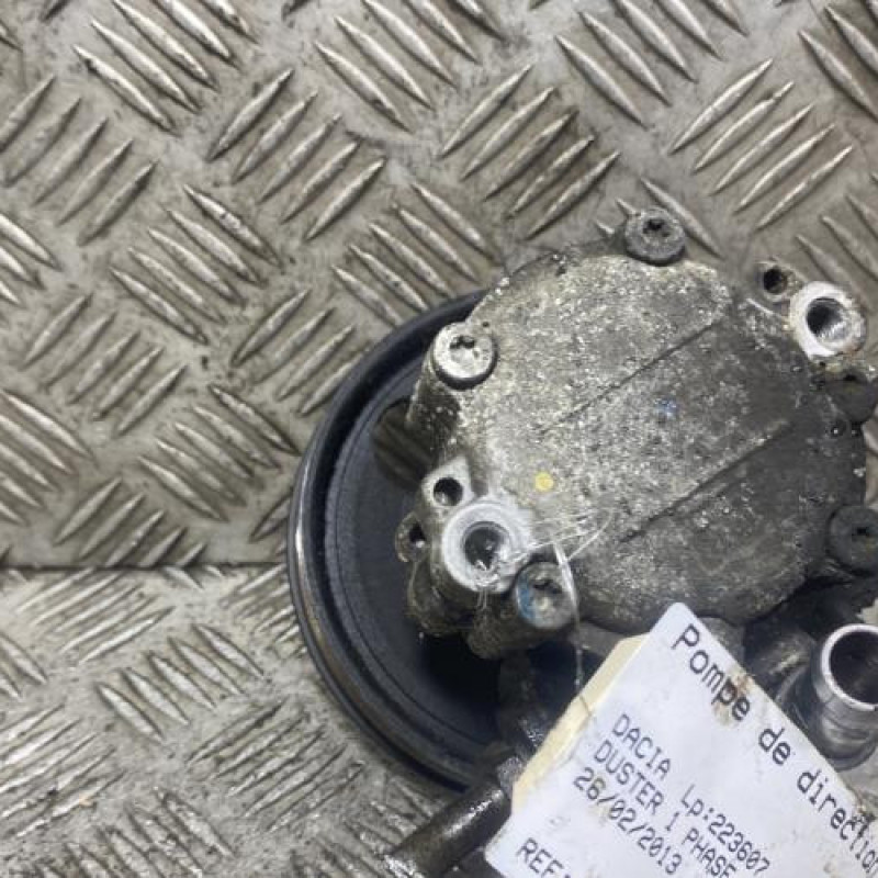 Pompe de direction DACIA DUSTER 1 Photo n°2