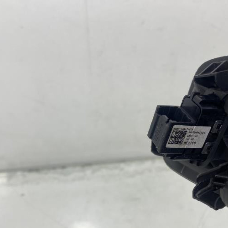 Poignee interieur avant droit FORD KUGA 2 Photo n°4