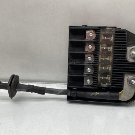 Porte fusible PEUGEOT 5008 2 Photo n°1