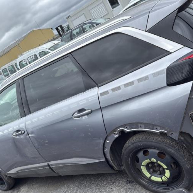 Porte fusible PEUGEOT 5008 2 Photo n°9