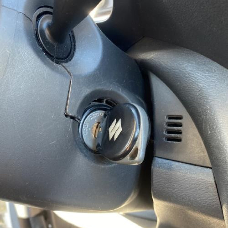 Pretensionneur de ceinture avant droit SUZUKI ALTO 3 Photo n°14