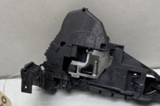 Poignee porte avant droit MERCEDES CLASSE B 245