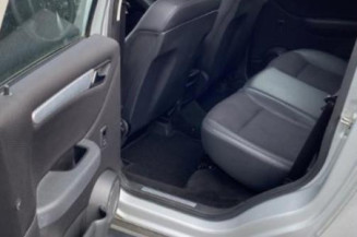 Poignee porte avant droit MERCEDES CLASSE B 245